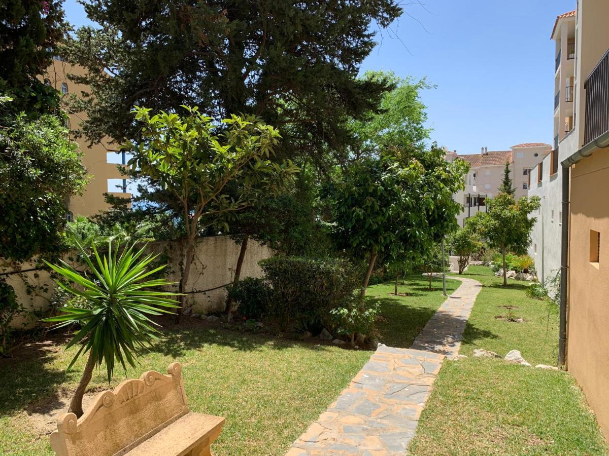 Ferienwohnung Tulipanes Benalmadena - Parking Privado Exterior foto